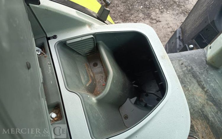 CLAAS TRACTEUR AGRICOLE ARION 610 – DIESEL – 422 HEURES – ANNEE 2022  GL-959-EX