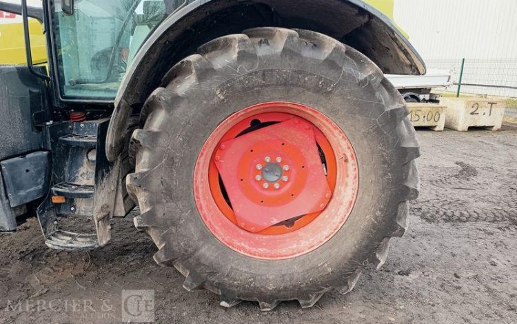 CLAAS TRACTEUR AGRICOLE ARION 610 – DIESEL – 422 HEURES – ANNEE 2022  GL-959-EX