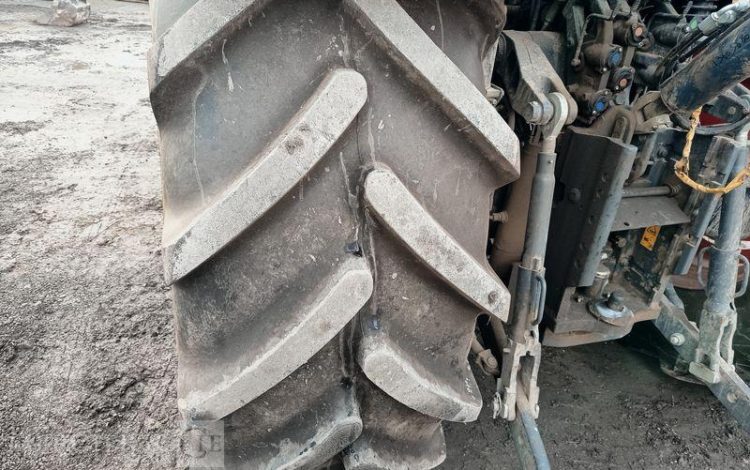 CLAAS TRACTEUR AGRICOLE ARION 610 – DIESEL – 422 HEURES – ANNEE 2022  GL-959-EX