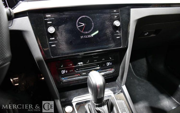 VOLKSWAGEN ARTEON SHOOTING BRAKE 2.0 TSI 190ch R-LINE DSG BLANC GM-625-WZ