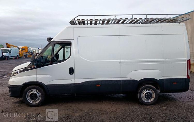 IVECO DAILY VI Fourgon Phase 3 35S18 3.0 D 16V Hi-Matic 175 cv Boîte auto – ANNEE 2023 BLANC GM-740-ZM