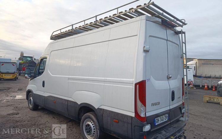 IVECO DAILY VI Fourgon Phase 3 35S18 3.0 D 16V Hi-Matic 175 cv Boîte auto – ANNEE 2023 BLANC GM-740-ZM
