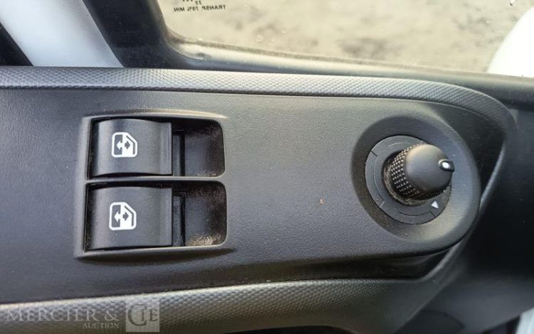 IVECO DAILY VI Fourgon Phase 3 35S18 3.0 D 16V Hi-Matic 175 cv Boîte auto – ANNEE 2023 BLANC GM-740-ZM