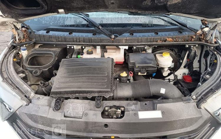 IVECO DAILY VI Fourgon Phase 3 35S18 3.0 D 16V Hi-Matic 175 cv Boîte auto – ANNEE 2023 BLANC GM-740-ZM