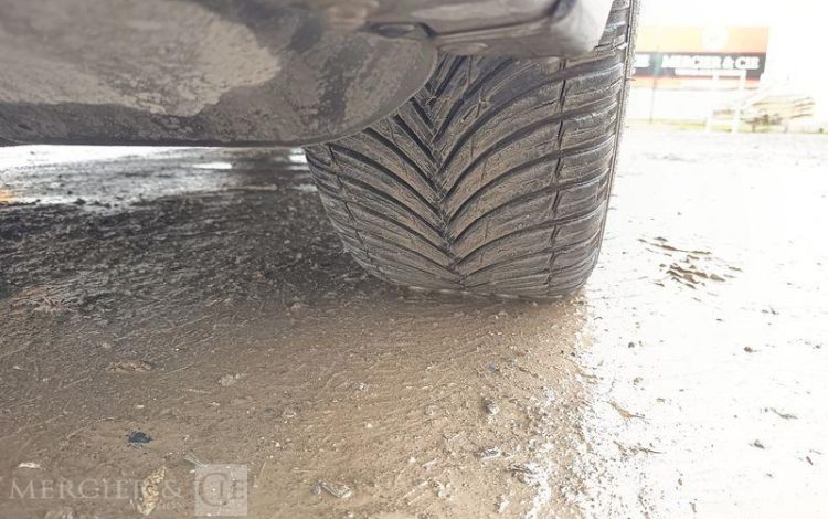 PEUGEOT 208 GT PURE TECH 130S&S EAT8 GRIS GM-977-LK