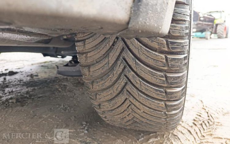 PEUGEOT 208 GT PURE TECH 130S&S EAT8 GRIS GM-977-LK