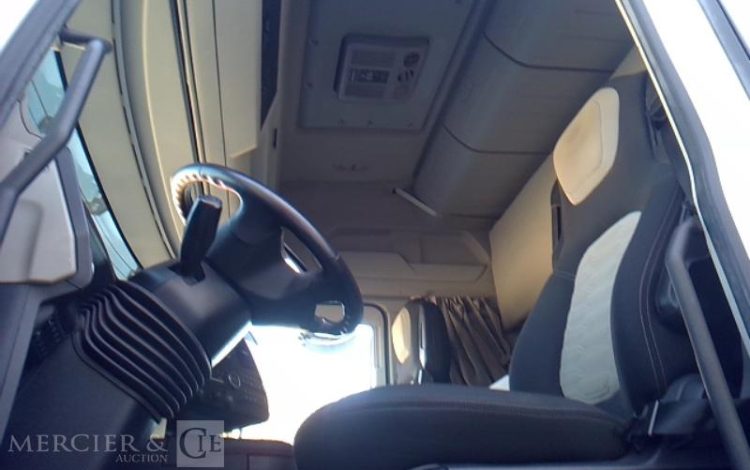 FORD 500 F-MAX 4X2 PTAC 19T BLANC GN-075-SW