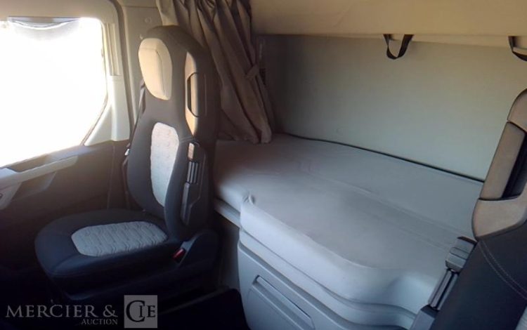 FORD 500 F-MAX 4X2 PTAC 19T BLANC GN-075-SW