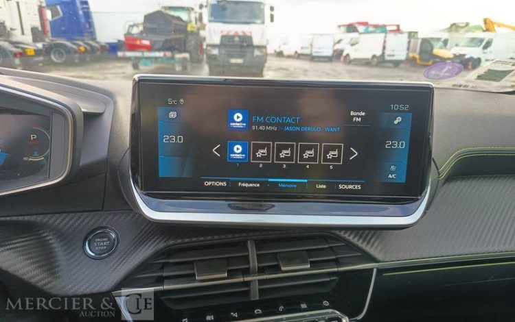 PEUGEOT 208 1,2 PURE TECH 130 S&S GT GRIS GP-968-FR