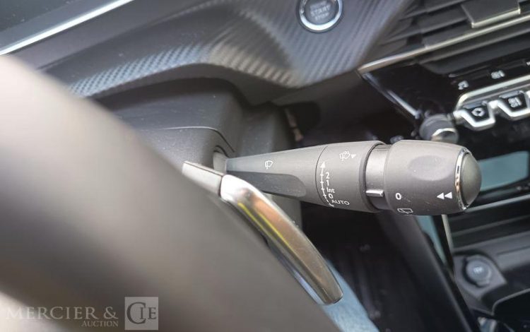 PEUGEOT 208 1,2 PURE TECH 130 S&S GT GRIS GP-968-FR