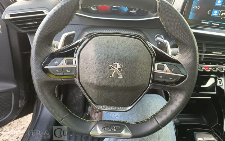 PEUGEOT 208 1,2 PURE TECH 130 S&S GT GRIS GP-968-FR