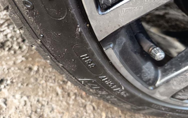 PEUGEOT 208 1,2 PURE TECH 130 S&S GT GRIS GP-968-FR