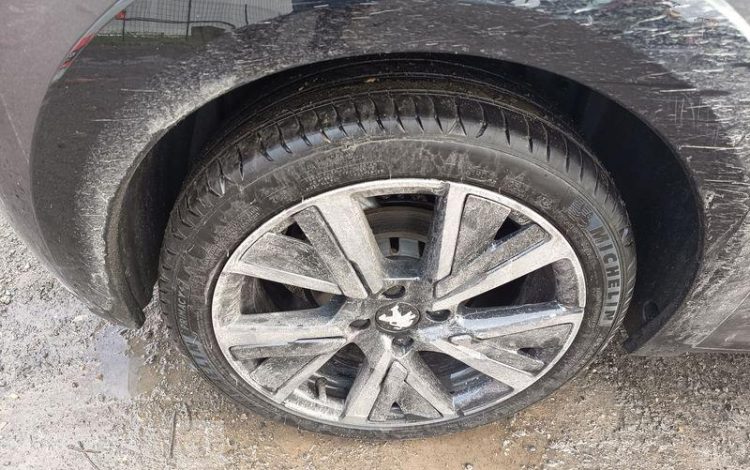 PEUGEOT 208 1,2 PURE TECH 130 S&S GT GRIS GP-968-FR