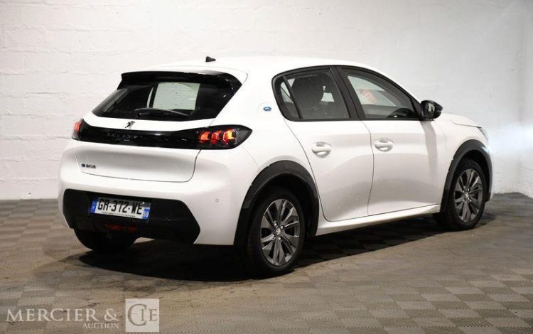 PEUGEOT e-208 SOCIETE 135ch 50KWH BUSINESS ACTIVE BLANC GR-372-WE