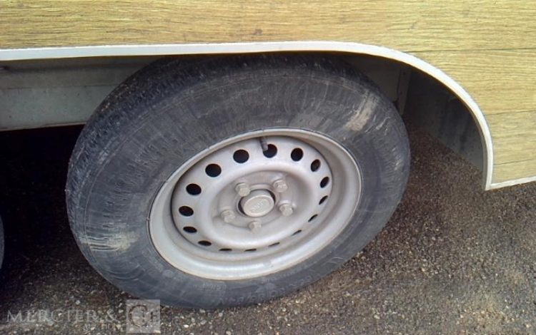 BW TRAILERS REMORQUE L 4200 FOOD TRUCK 2 ESSIEUX PTAC VERT GR-743-KD