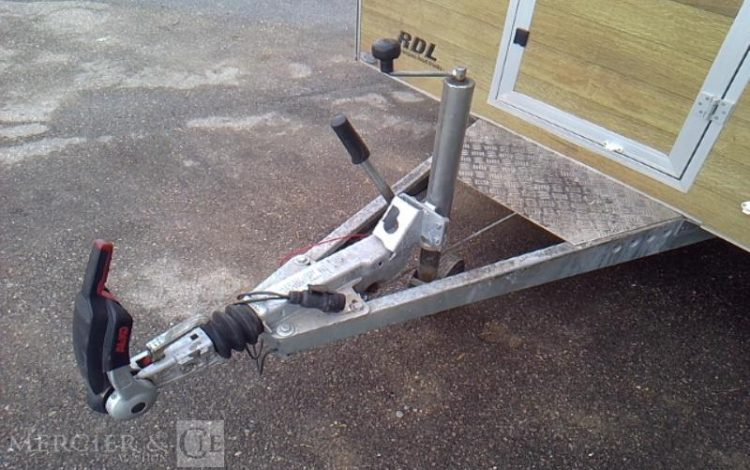 BW TRAILERS REMORQUE L 4200 FOOD TRUCK 2 ESSIEUX PTAC VERT GR-743-KD