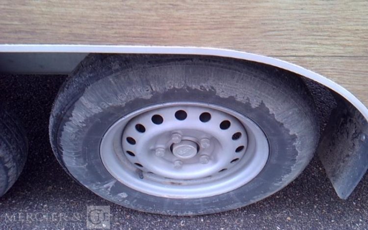 BW TRAILERS REMORQUE L 4200 FOOD TRUCK 2 ESSIEUX PTAC VERT GR-743-KD