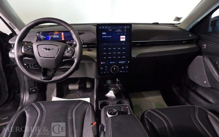 FORD MUSTANG MACH-E STANDARD RANGE 76KWH 269CH AN GS-125-RX