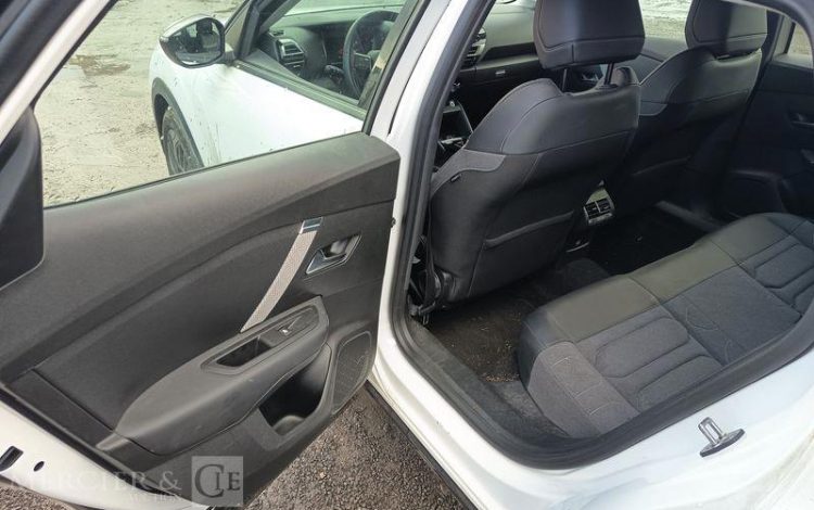 CITROEN C4 PLUS PURE TECH 130 S&S EAT8 FEEL PACK BLANC GS-207-LK