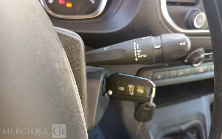 PEUGEOT EXPERT BLANC GS-210-NE