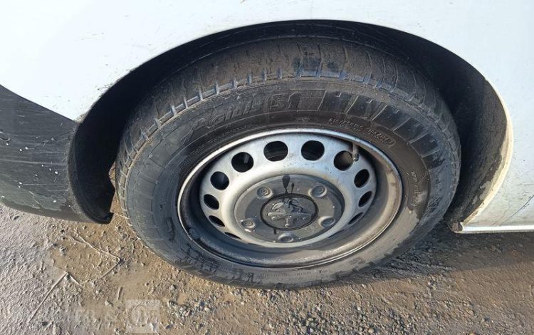 PEUGEOT EXPERT BLANC GS-210-NE