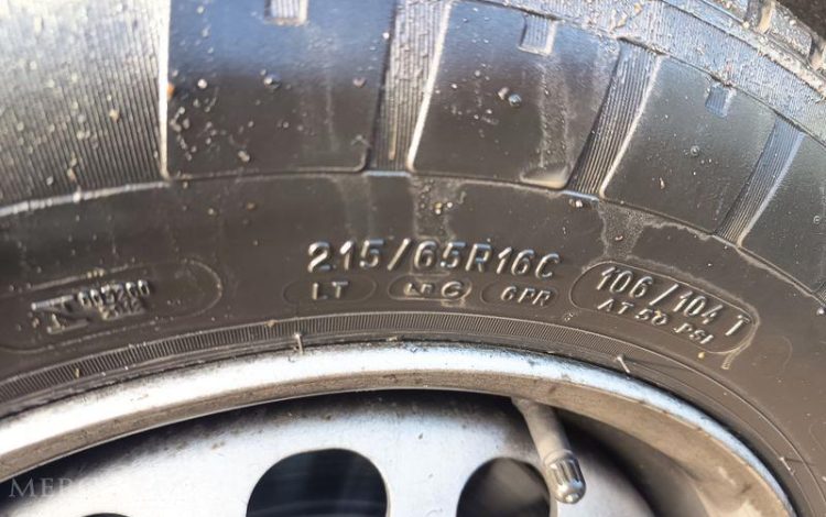 PEUGEOT EXPERT BLANC GS-210-NE