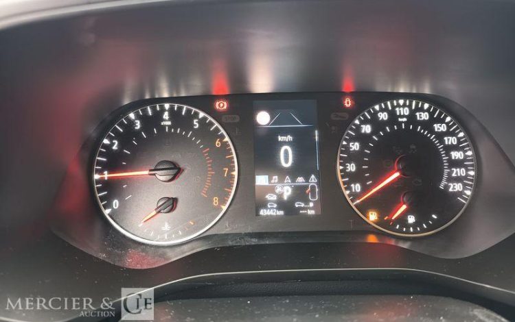 RENAULT ARKANA EVOLUTION MILD HYBRID 140 EDC 22 NOIR GV-868-QH