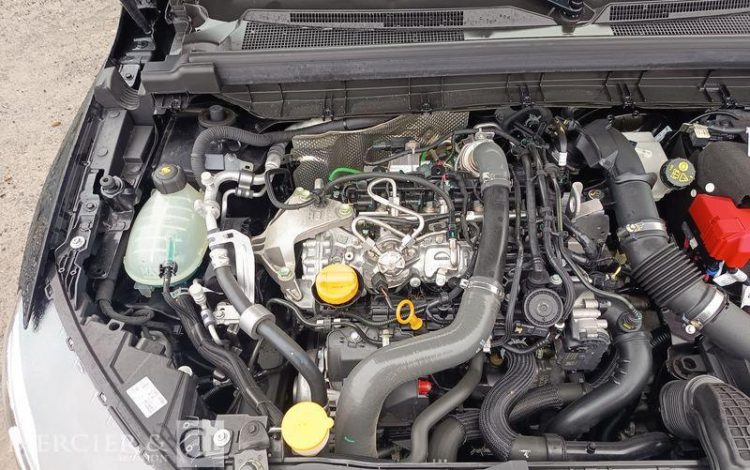 RENAULT ARKANA EVOLUTION MILD HYBRID 140 EDC 22 NOIR GV-868-QH