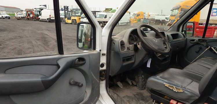 MERCEDES SPRINTER 411CDI 35 2.2D 109 CV  BENNE DOUBLE CABINE – DIESEL – AN 2003 BLANC GW-786-DH