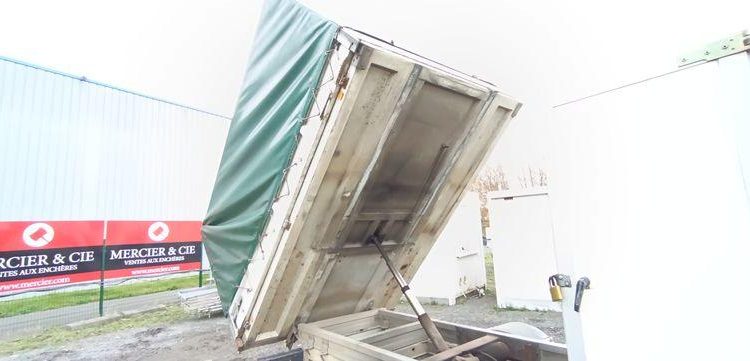 MERCEDES SPRINTER 411CDI 35 2.2D 109 CV  BENNE DOUBLE CABINE – DIESEL – AN 2003 BLANC GW-786-DH