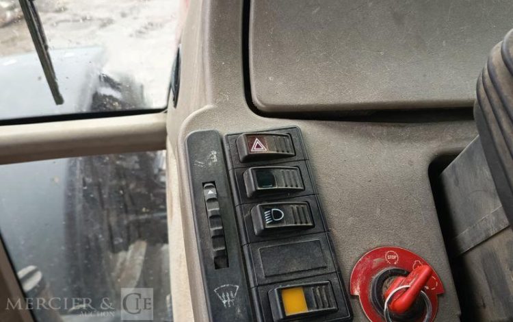 CASE TRACTEUR AGRICOLE IH CVX 195 DIESEL – 9400 HEURES – ANNEE 2010  GX-285-FV