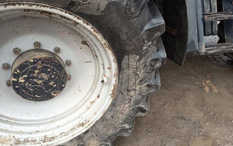 CASE TRACTEUR AGRICOLE IH CVX 195 DIESEL – 9400 HEURES – ANNEE 2010  GX-285-FV