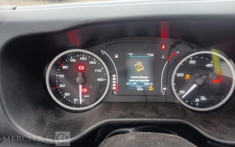 IVECO DAILY 35S16 AVEC PLATEAU PORTE VOITURE FIAULT – DIESEL – 24264 KMS – ANNEE 2024 BLANC GY-096-BF