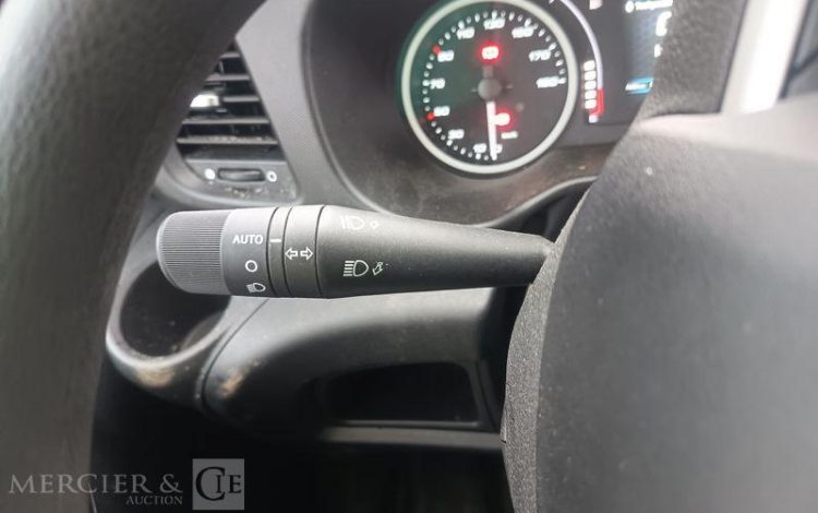 IVECO DAILY 35S16 AVEC PLATEAU PORTE VOITURE FIAULT – DIESEL – 24264 KMS – ANNEE 2024 BLANC GY-096-BF