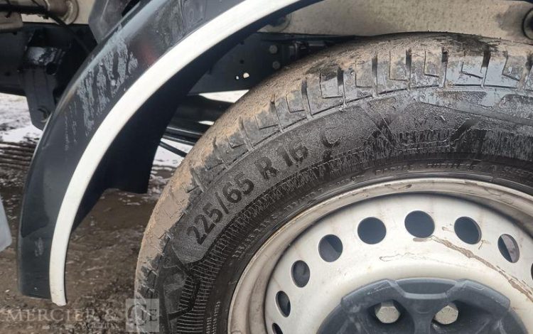 IVECO DAILY 35S16 AVEC PLATEAU PORTE VOITURE FIAULT – DIESEL – 24264 KMS – ANNEE 2024 BLANC GY-096-BF