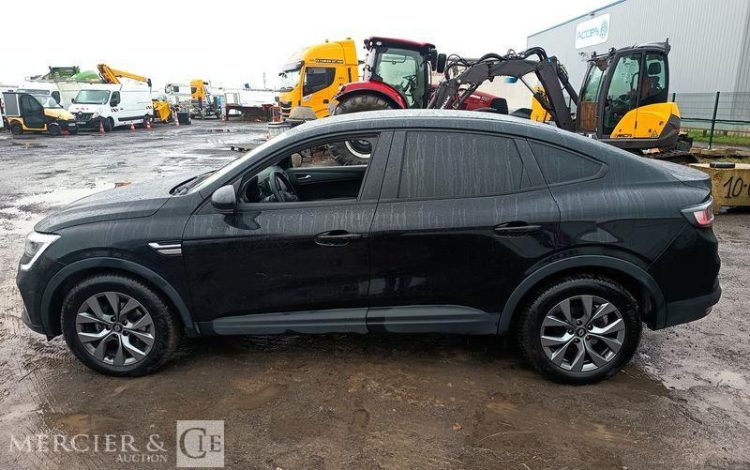 RENAULT ARKANA EVOLUTION MILD HYBRID 140 EDC 24 NOIR GZ-288-JS