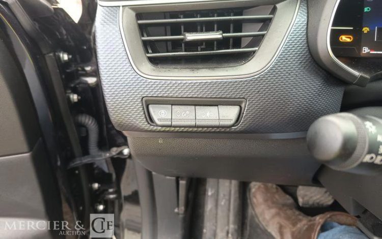 RENAULT ARKANA EVOLUTION MILD HYBRID 140 EDC 24 NOIR GZ-288-JS