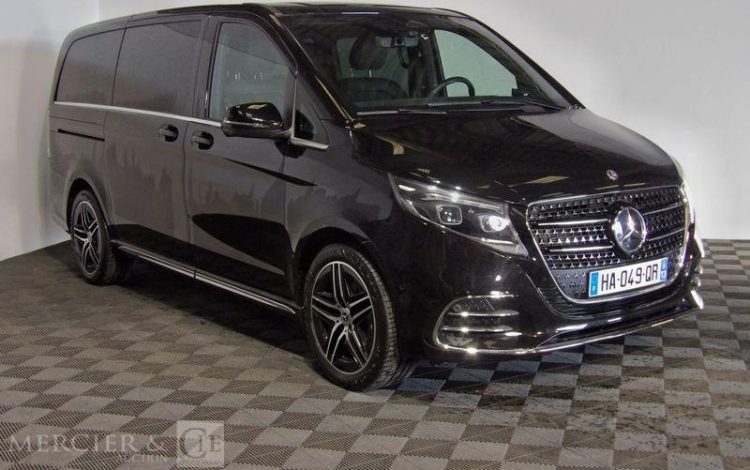 MERCEDES BENZ 250DLG  HA-049-QR