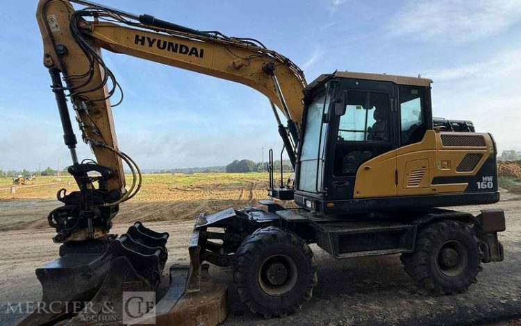 HYUNDAI PELLE HW140 EXCAVATOR – AN2019 – 7336 HEURES  HHK000409