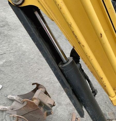 YANMAR MICROPELLE SV08-1A(S) A VOIE VARIABLE SUR CHENILLES DIESEL 1T – 1175 H – AN 2020  JAH918