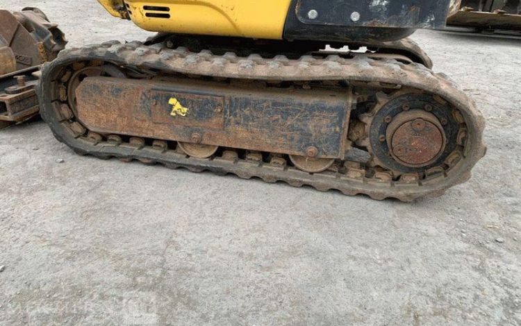 YANMAR MICROPELLE SV08-1A(S) A VOIE VARIABLE SUR CHENILLES DIESEL 1T – 1175 H – AN 2020  JAH918