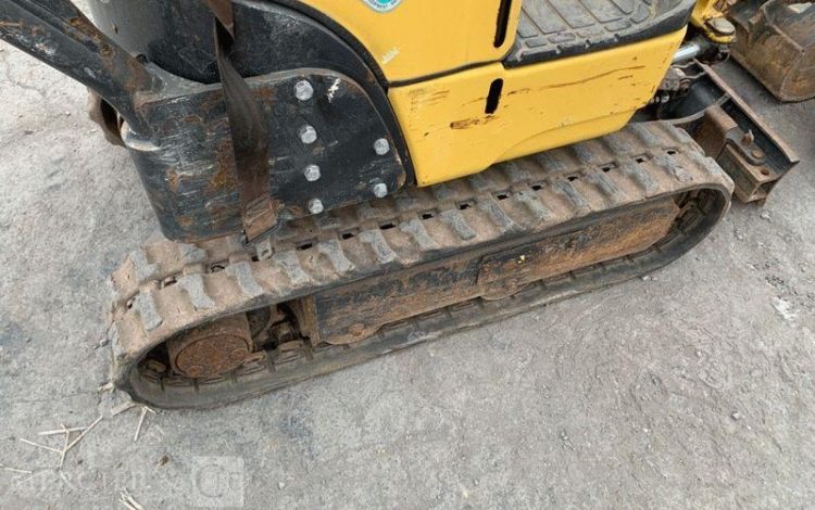 YANMAR MICROPELLE SV08-1A(S) A VOIE VARIABLE SUR CHENILLES DIESEL 1T – 1175 H – AN 2020  JAH918