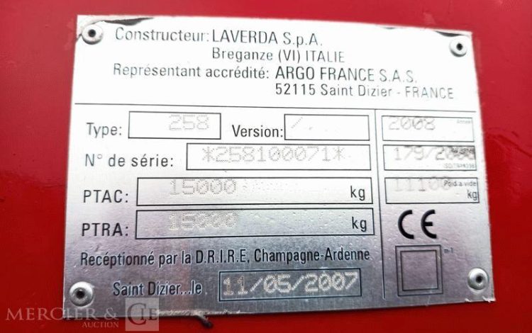 LAVERDA MOISSONNEUSE BATTEUSE LAVERDA 255 LCS AVEC BARRE DE COUPE 5 METRES – AN 2008  MOISS258