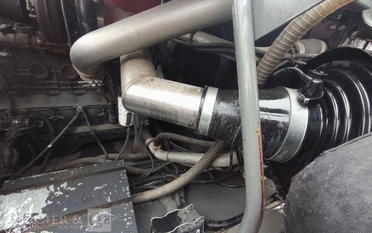 LAVERDA MOISSONNEUSE BATTEUSE LAVERDA 255 LCS AVEC BARRE DE COUPE 5 METRES – AN 2008  MOISS258