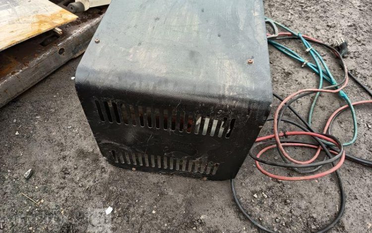 CROWN TRANSPALETTE ELECTRIQUE A PLATEFORME FIXE WT3040 CAPACITE 2 TONNES – ANNEE 2013  5A605993