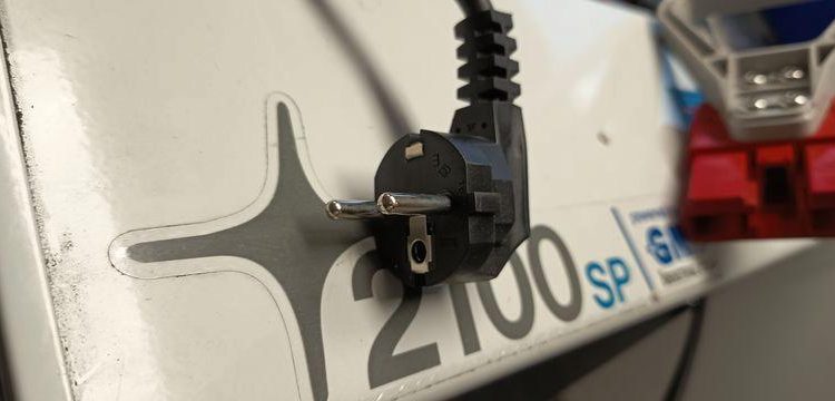 CROWN TRANSPALETTE ELECTRIQUE AUTOPORTE WT3040 – CAPACITE 2T – 2396 HEURES – AN 2015  10 113