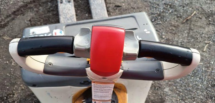 CROWN TRANSPALETTE ELECTRIQUE WP3020 – CAPACITE : 2T – ANNEE 2017  16 334