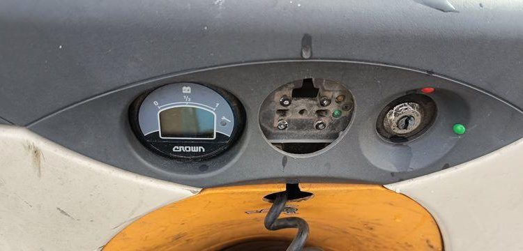 CROWN TRANSPALETTE ELECTRIQUE WP3020 – CAPACITE : 2T – ANNEE 2017  16 334