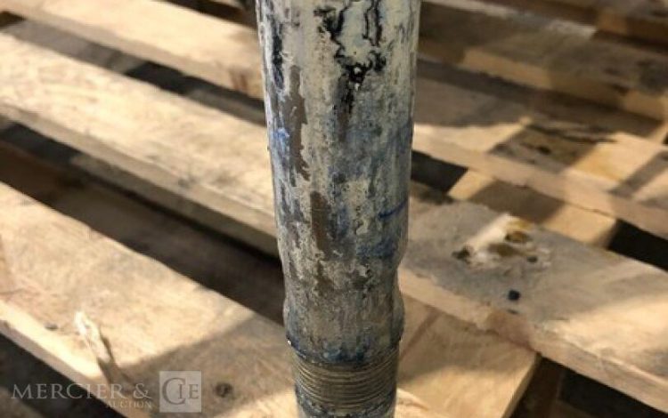 TITAN 1040  AIR010445