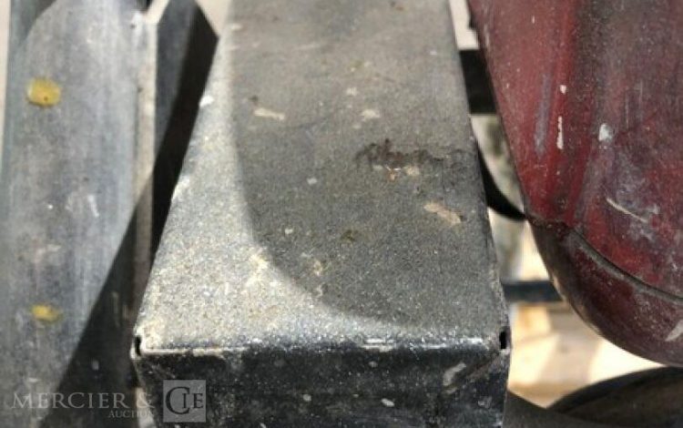 TITAN 1040  AIR010445